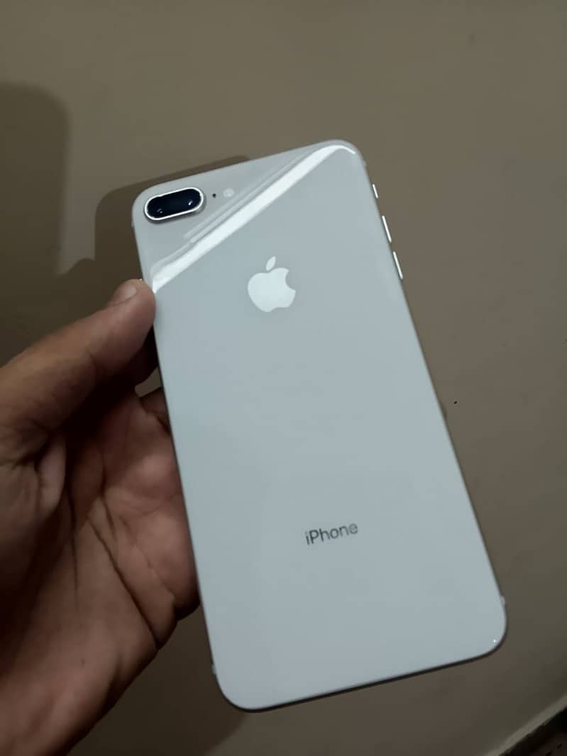 iPhone 8 plus 6