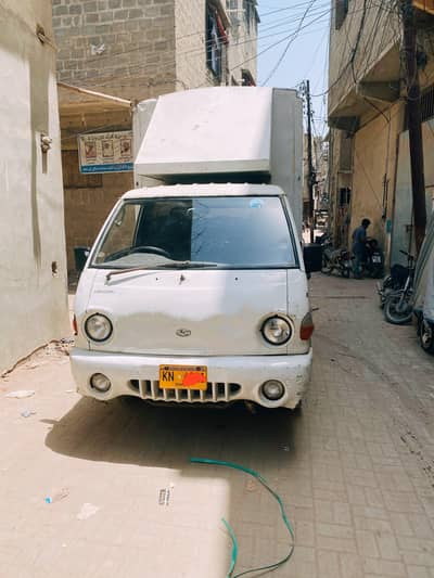 Hyundai shehzore 2006 with hood