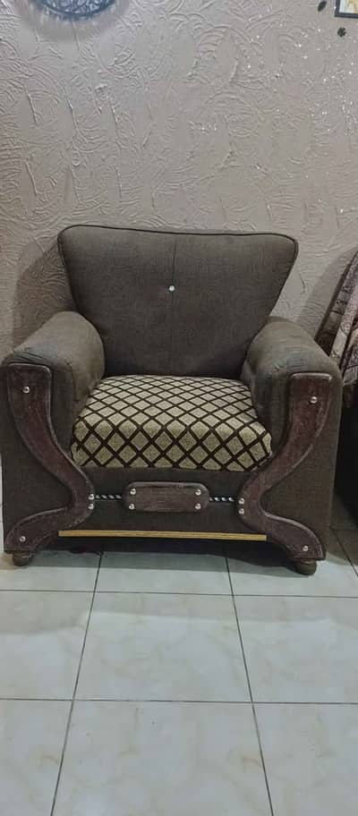 Used 7 Seater Sofa Set | Comfortable & Clean
