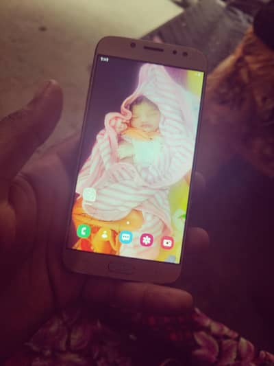 Samsung Galaxy J7 pro