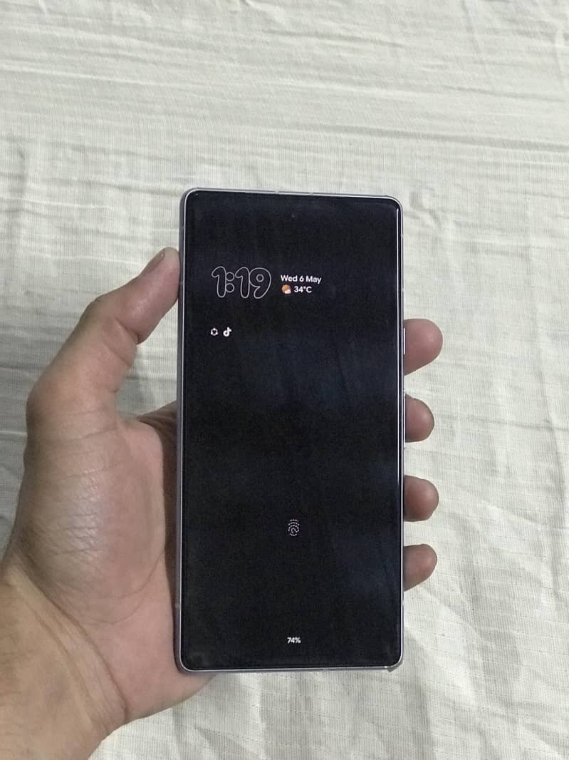 pixel 7a 4