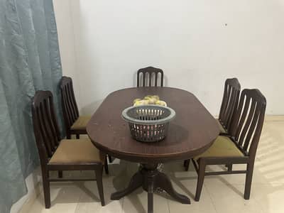 Dining table 6 seater