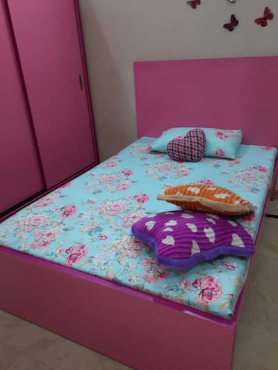 Bedroom furniture for girls dresser aur mirrorconsolfure and wardrobe