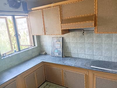 G 11/3 Housing foundation C type flat for sale Top floor 3bed 2bath tvl kitchen gas Available