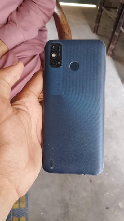 tecno spark 6 go