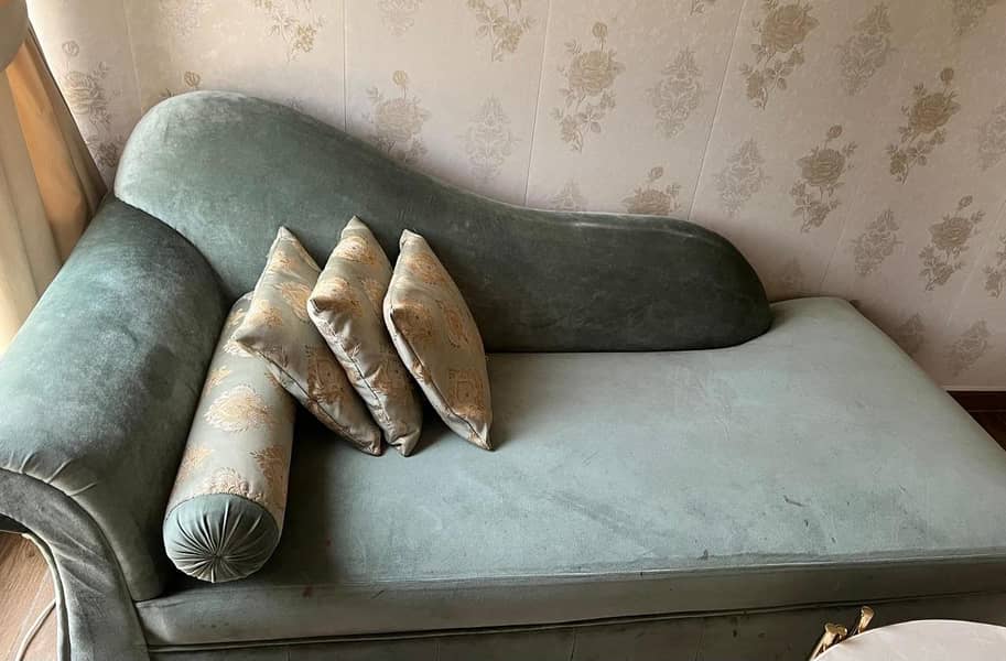 Bed Set - side tables - dressing table with sofa 3