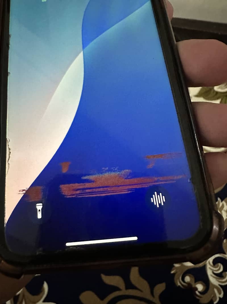 iPhone XR 5
