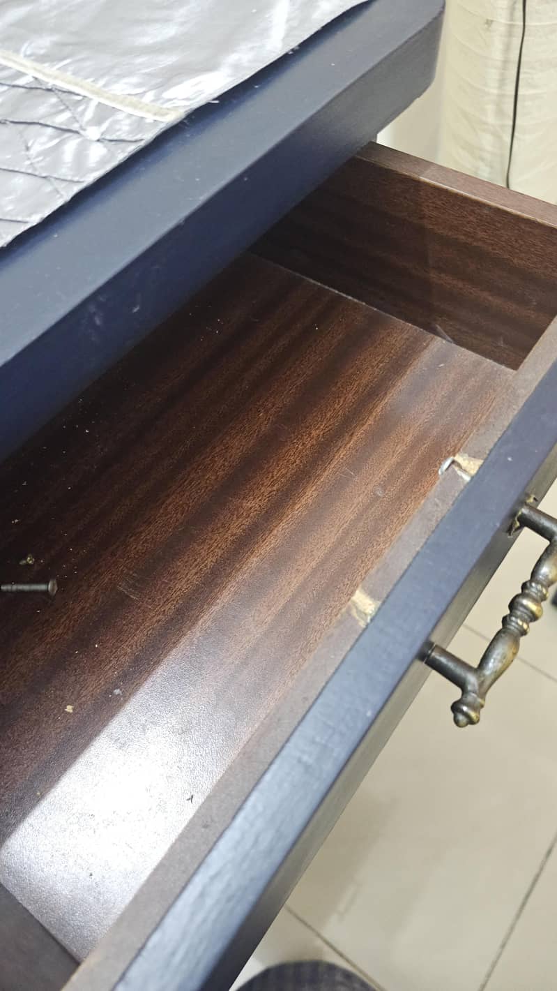 sideboard/cabinet 3