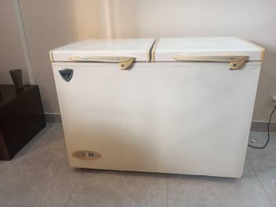 Waves Home used Freezer  + Fridge