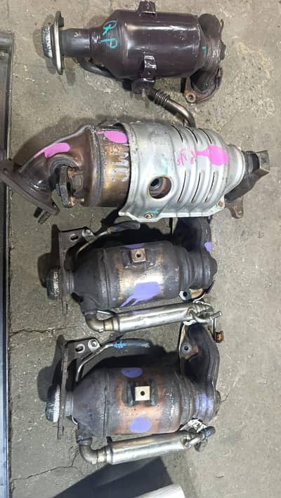 Catalytic Converter & Silencer for Suzuki Honda Toyota KiA Mercedes