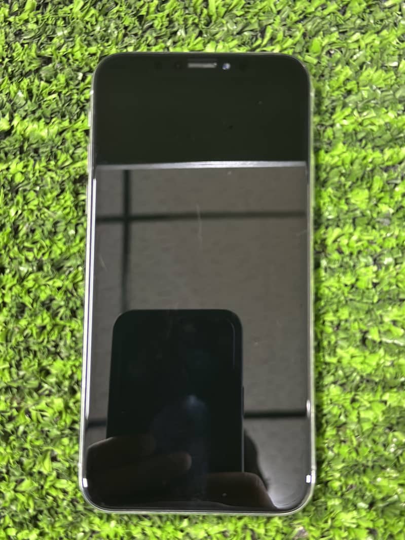 Apple iPhone x 1