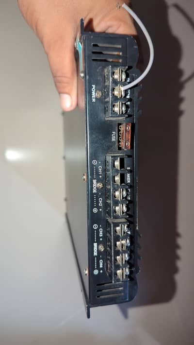 amplifier what sub woofar 10inch