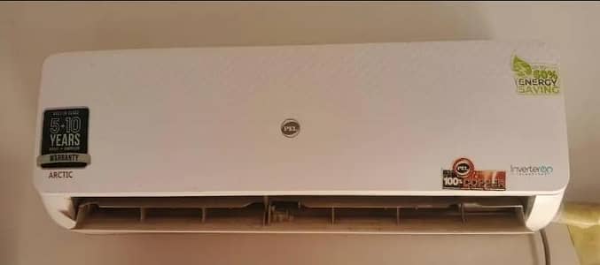 Pel 1.5 ton inverter heat and cool in new condition