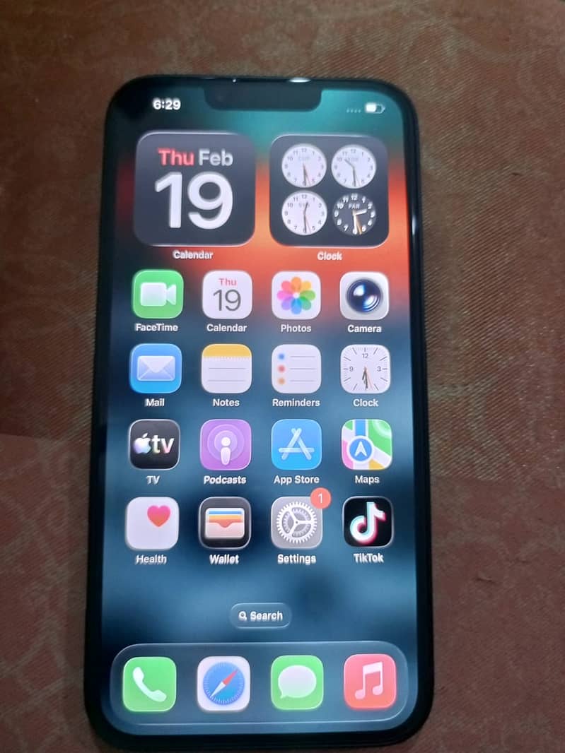 Apple iPhone 13 11