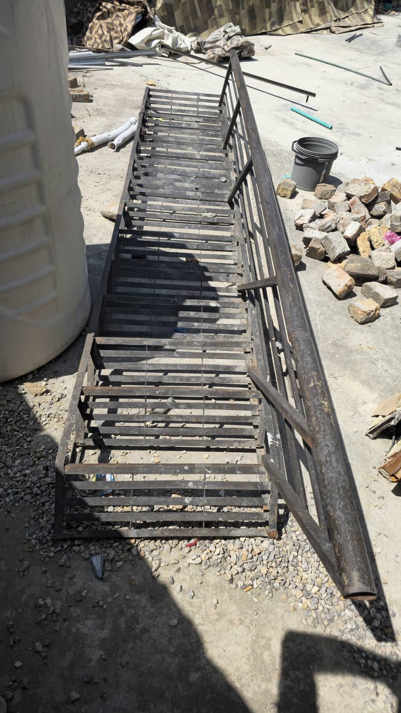 stairs  سیڑھی 2