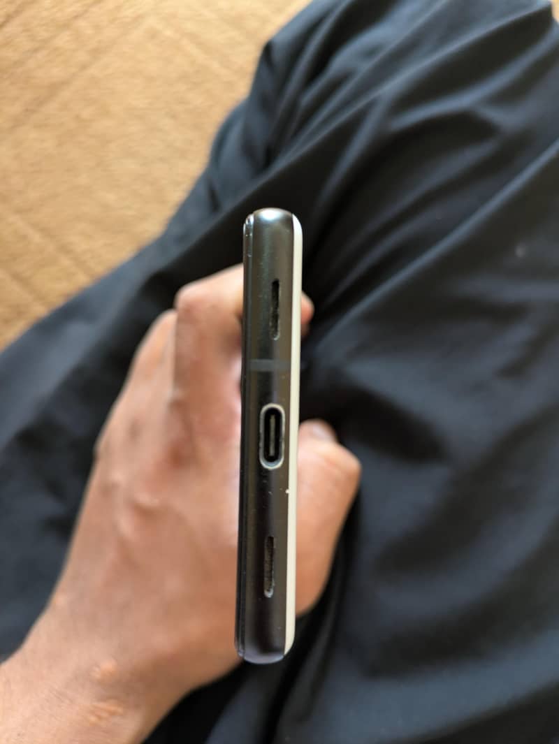 Google pixel 6A 2