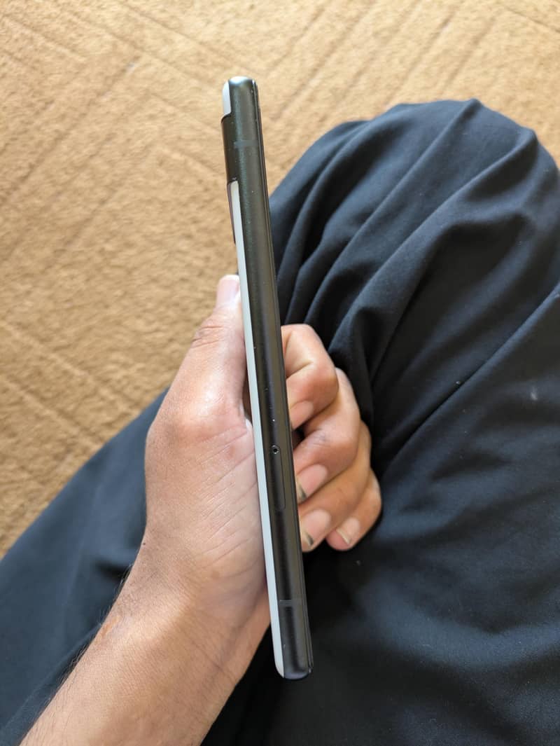 Google pixel 6A 4
