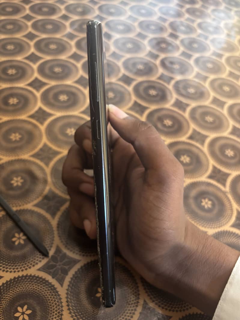 SAMSUNG NOTE 9 3