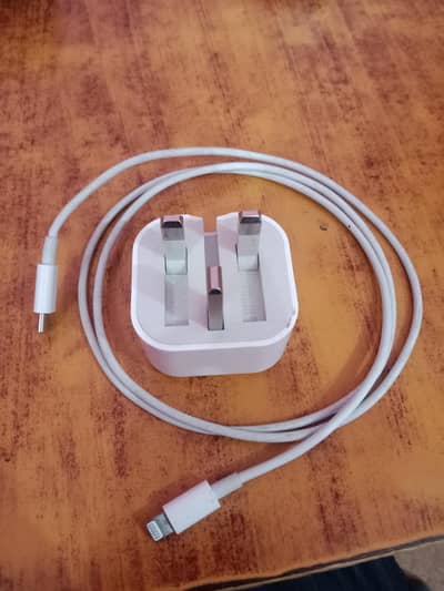 Iphone charger bikul new ha 2 month use hoa ha