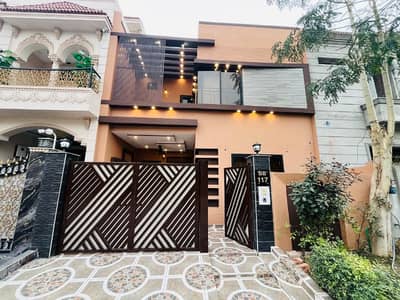 5 Marla House On Investor Rate Prime Location