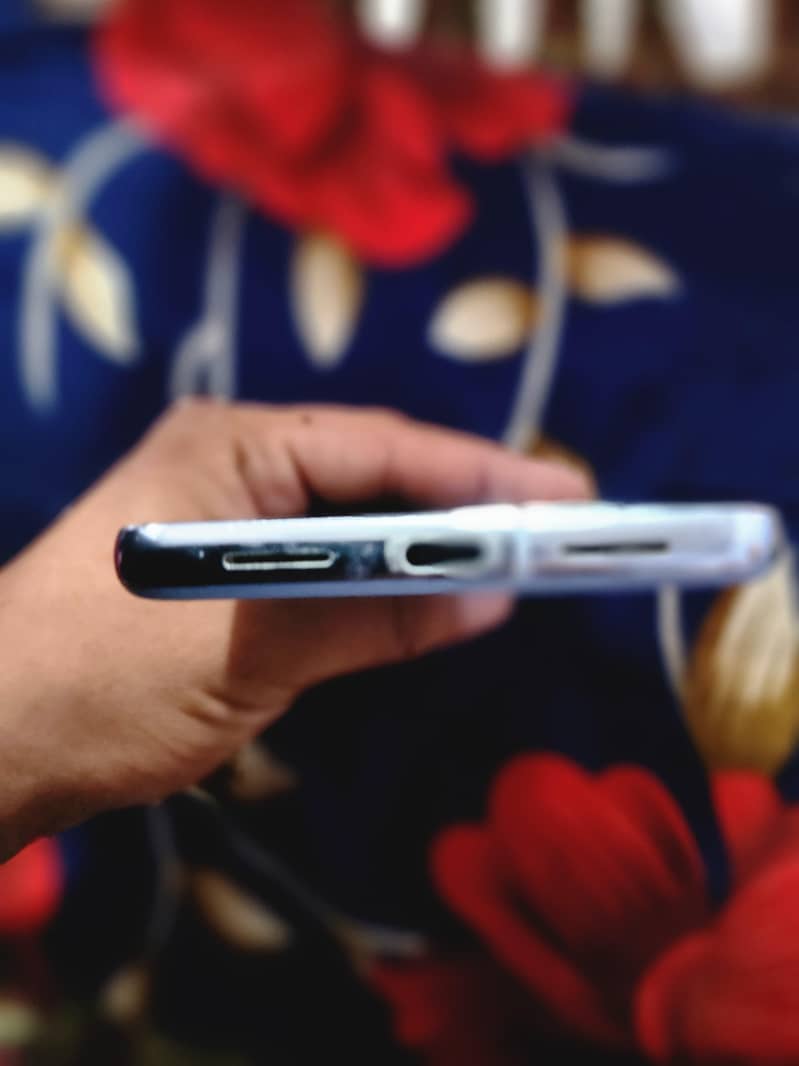 Gogle pixel 8 pro 4