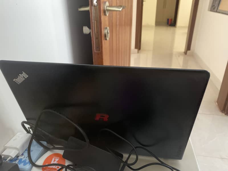 Lenovo Thinkpad E570 2