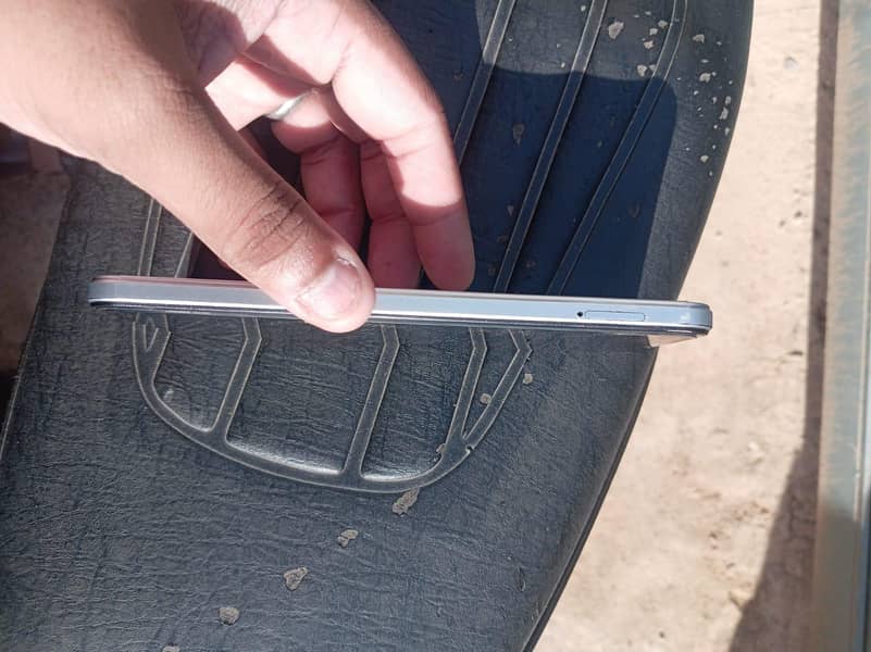 Infinix note 12 4
