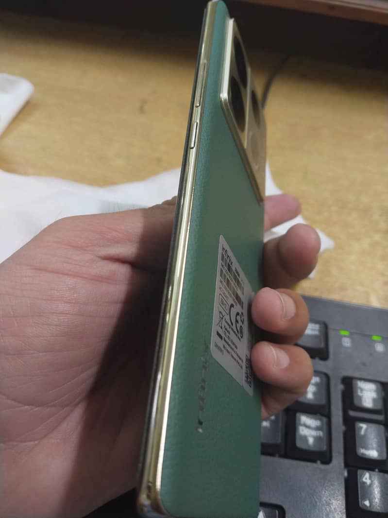 infinix note 40 pro 2
