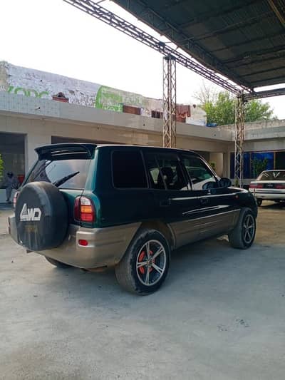 Toyota RAV4 L 4×4 Jeep Full Option