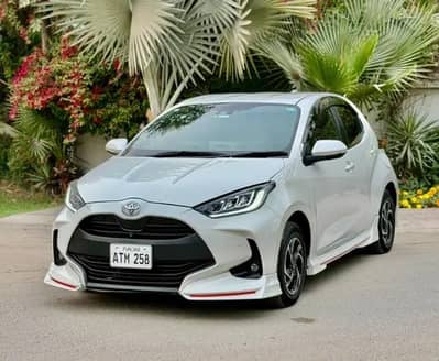 Toyota Yaris G LED 2021/2024