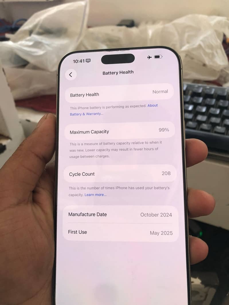 Iphone 16 pro max 5