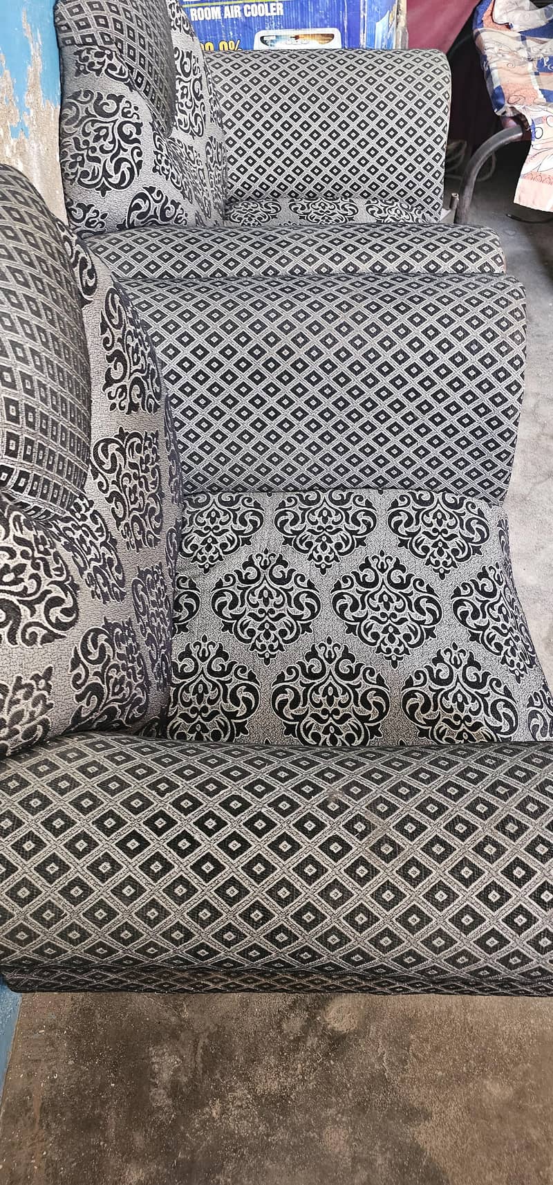 Complete Sofa Set  30000 6