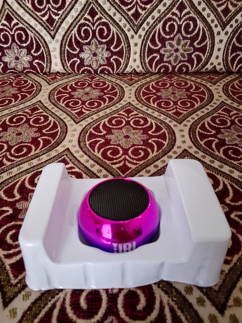 Wireless speaker 4