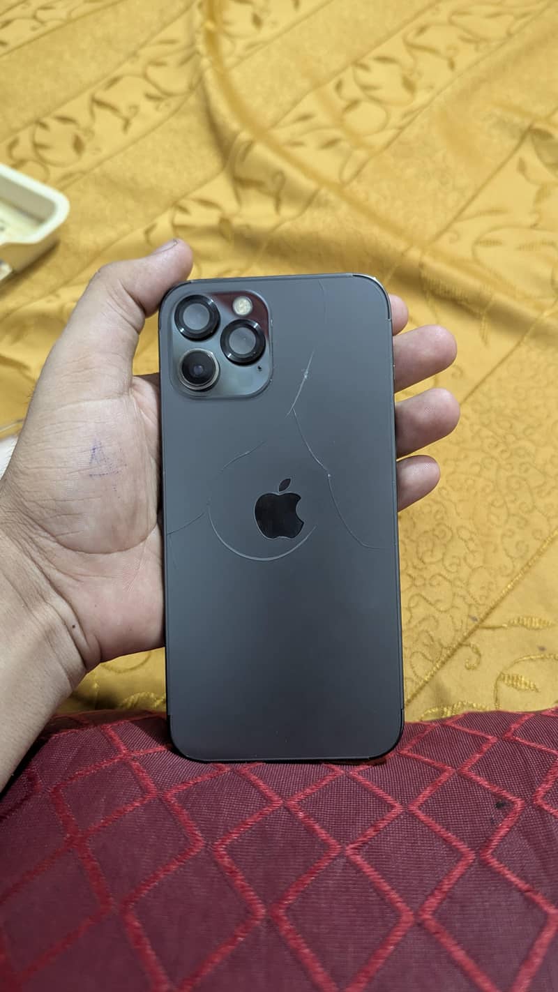 iphone 12 pro max 1