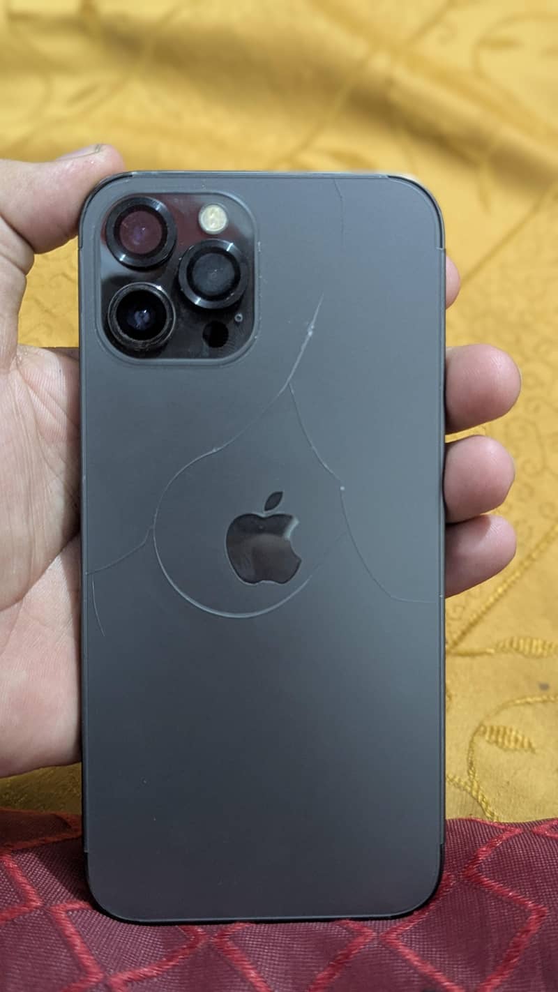 iphone 12 pro max 12