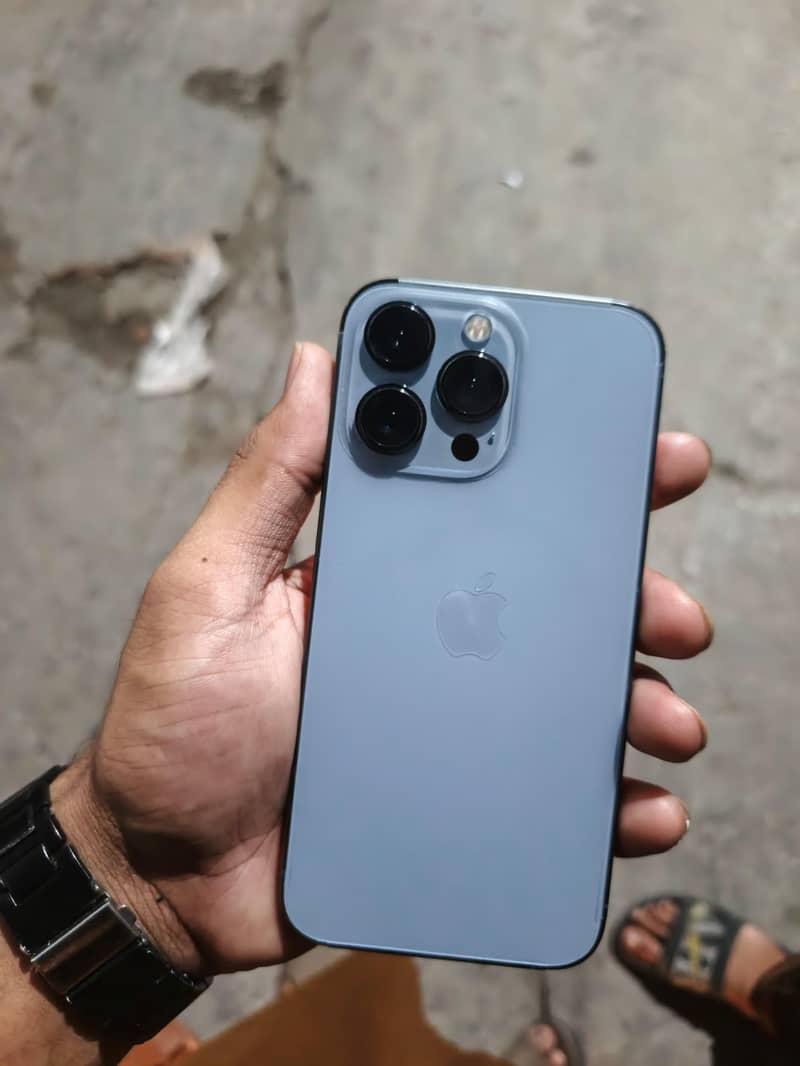 APPLE IPHONE 13PRO 1