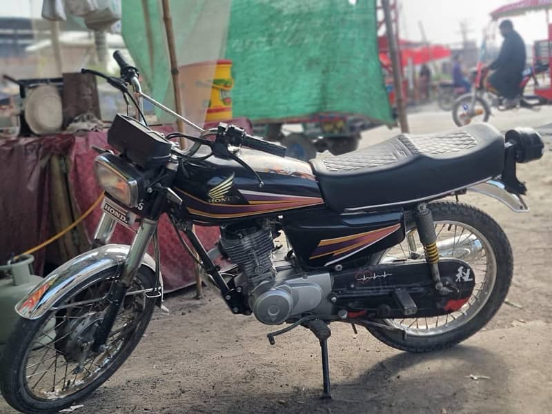125 2007 model 0