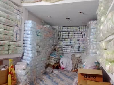Female Job For pampers packing