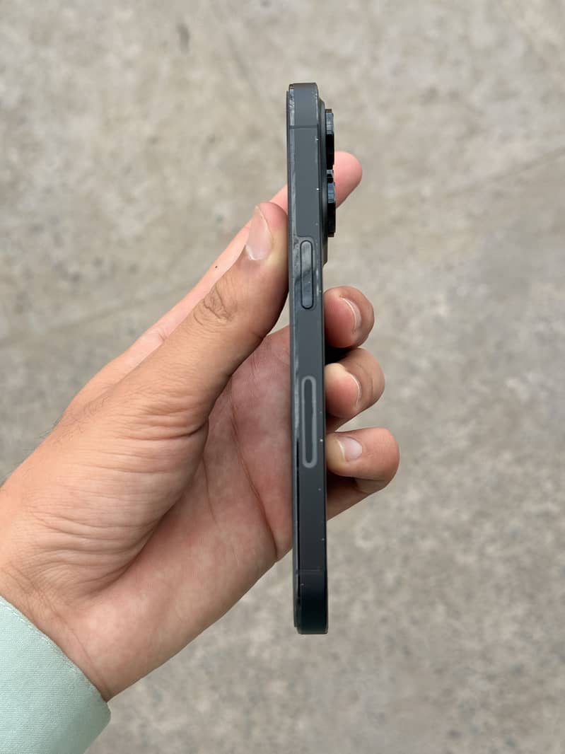 Iphone 14 Pro 3