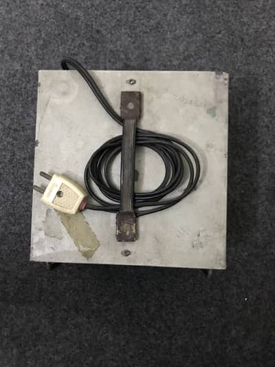 Voltage control transformer