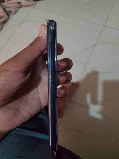 panel change ha baki sara phone original ha