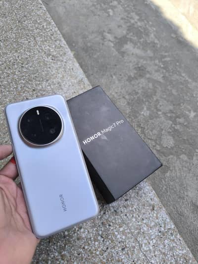 Honor Magic 7 pro 12.512 GB Comp Box