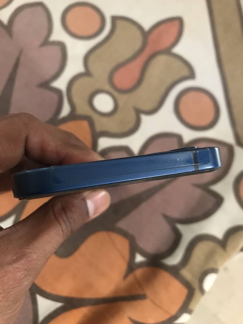 IPhone 12 5