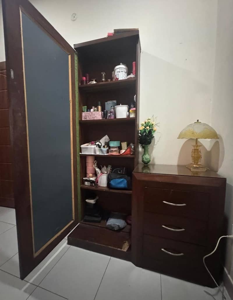 dressing table 1