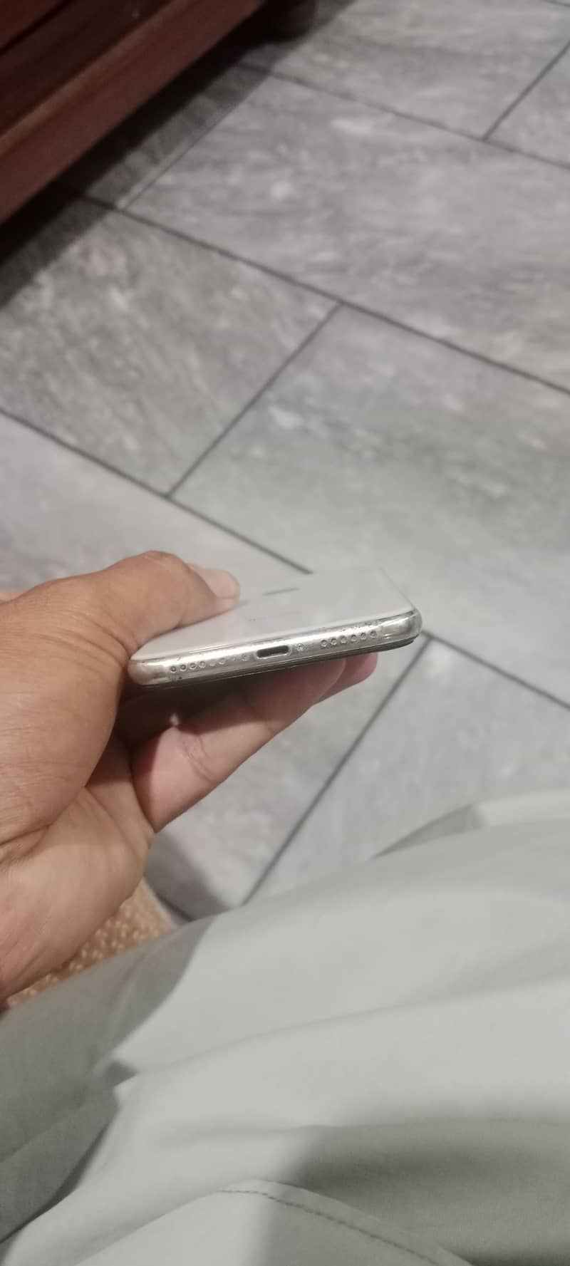 iPhone x 4