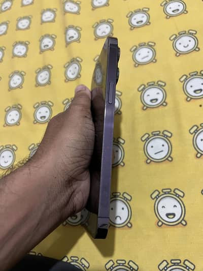 14 pro max 256GB PTA approved HK