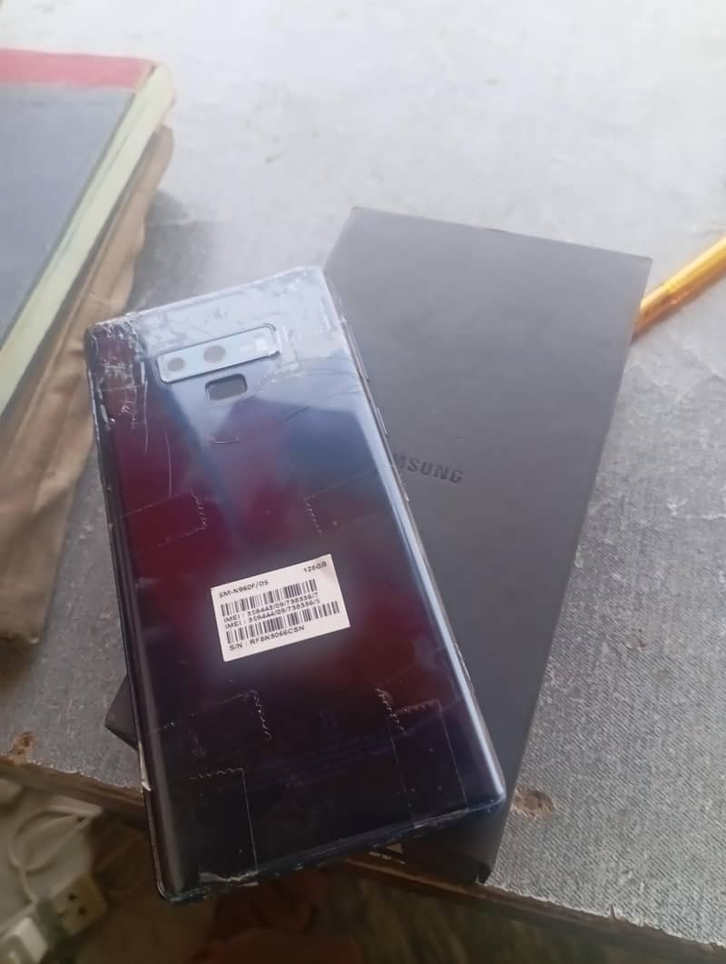 Samsung note,9 4