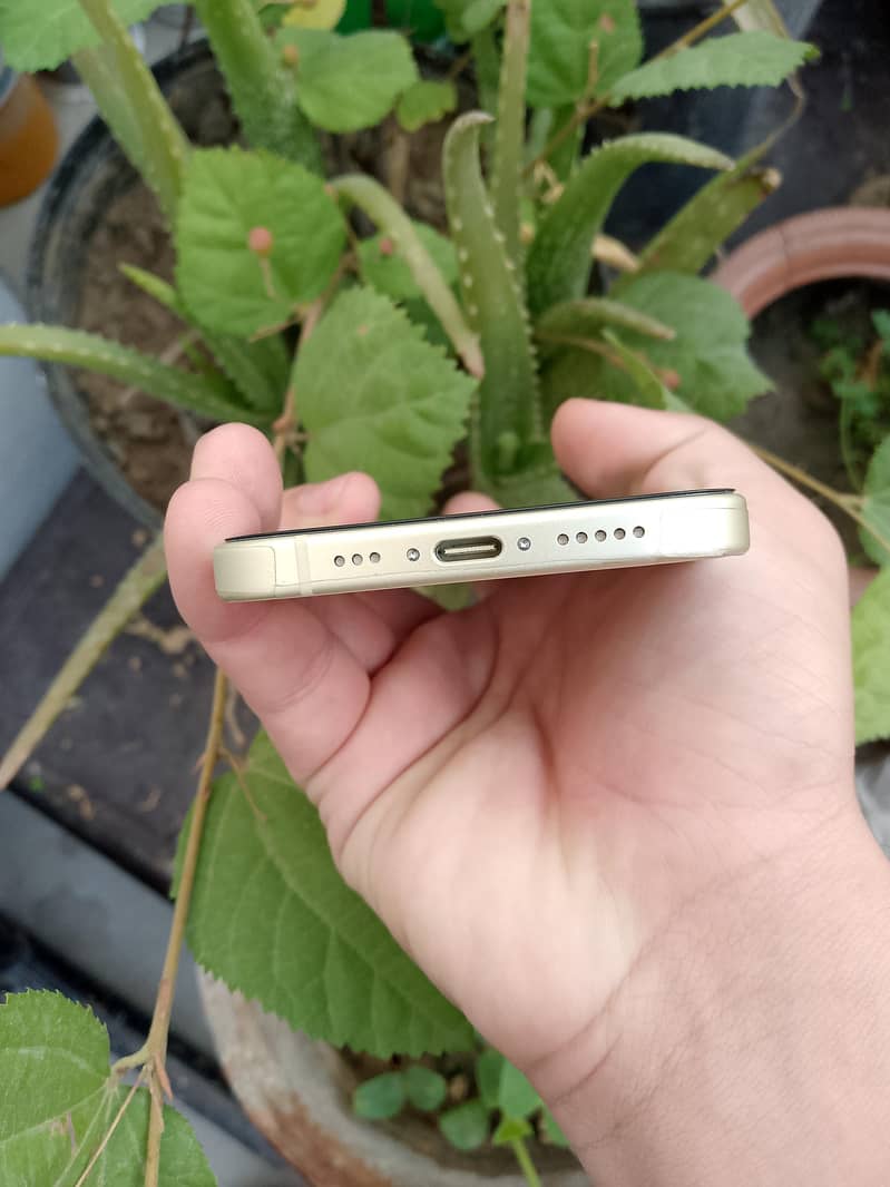 Iphone 15 3