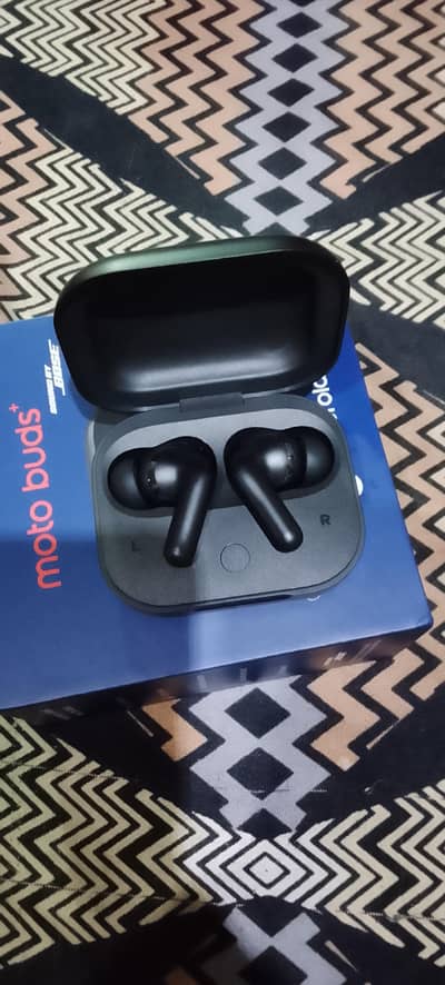 moto buds+ sound by bose