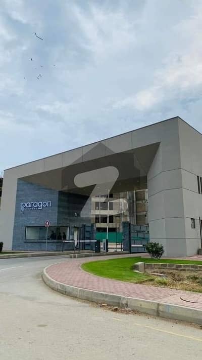Prime Location Paragon Tower Flat For rent Sized 1400 Square Feet